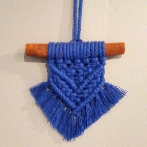 Mini Car/Wall cinnamon stick decor